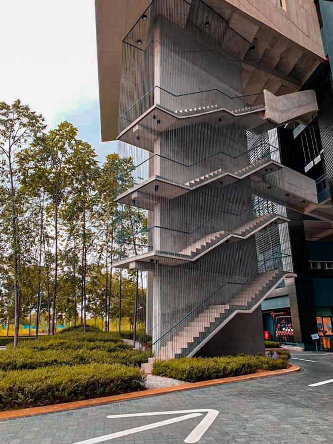 Tamarind Suites@Cyberjaya Exterior foto